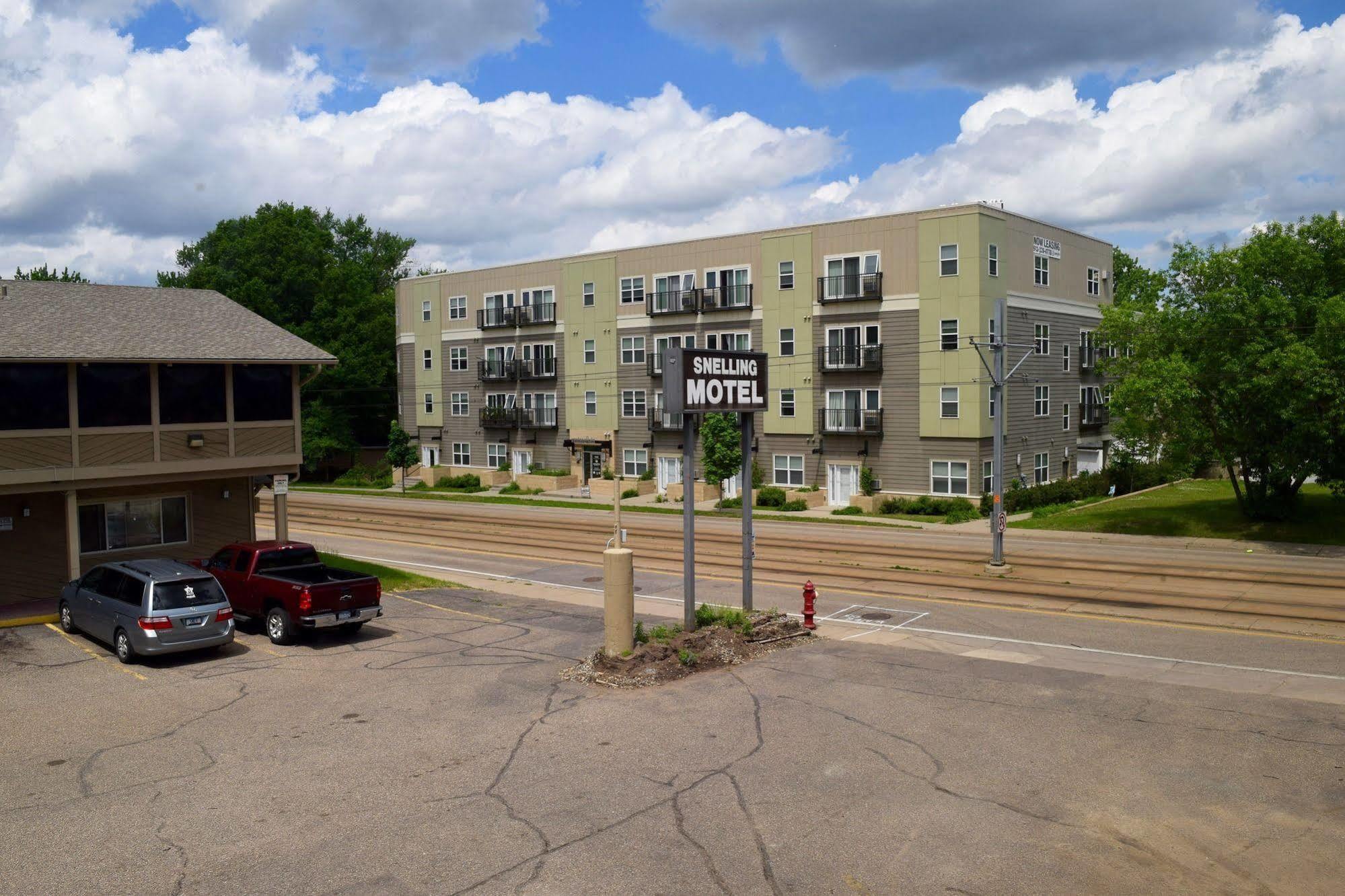 Snelling Motor Inn Mendota Экстерьер фото